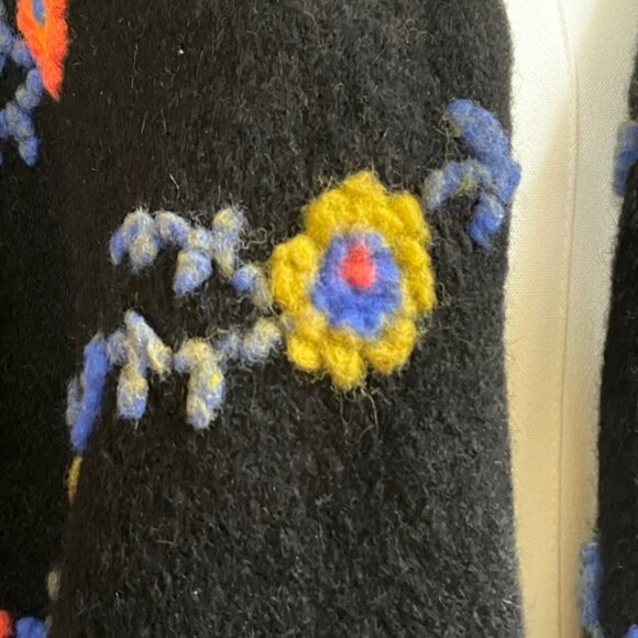 Italian Wool Blend 3D Floral Poncho Kimono Cape Oversized Boho Cottage Festival - Picture 6 of 9